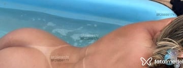 Acompanhante Kelly - Cabeçalho
