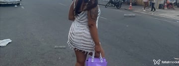 Acompanhante Emily - Cabeçalho