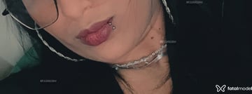 Demonia Acompanhante Demonia - Cabeçalho