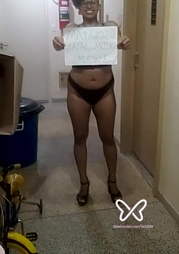 Imagem do vídeo de verificação de Alice Ferreira