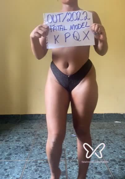 Imagem do vídeo de verificação de Brunna