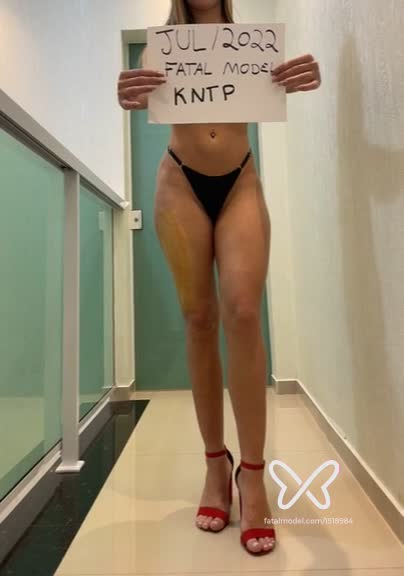Imagem do vídeo de verificação de Larissa Bugatti