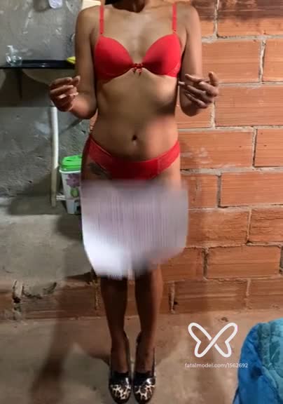 Imagem do vídeo de verificação de Larissa