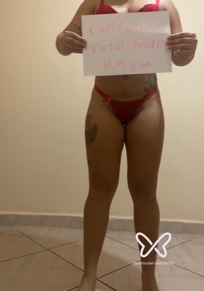 Imagem do vídeo de verificação de Caroline Pérez