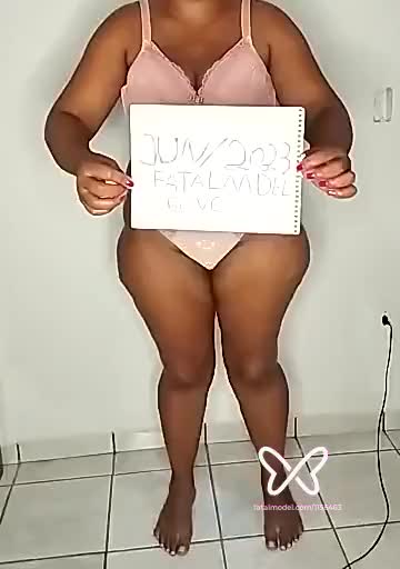 Imagem do vídeo de verificação de Patricia Ferraz