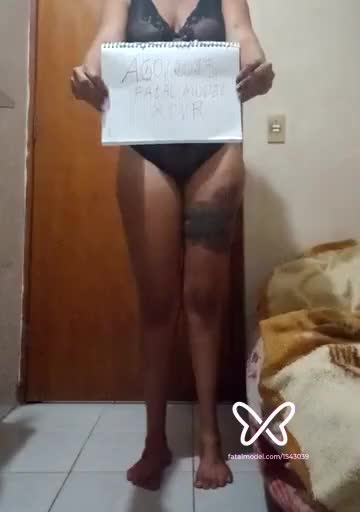 Imagem do vídeo de verificação de Clara