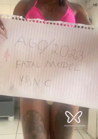 Imagem do vídeo de verificação de Kelly Almeida