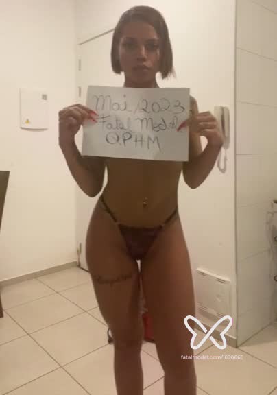 Imagem do vídeo de verificação de Lolaa