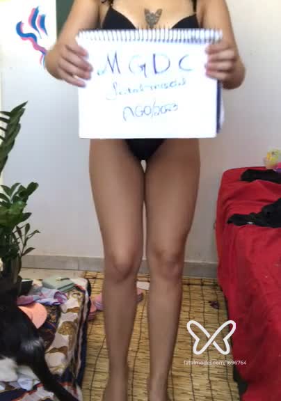 Imagem do vídeo de verificação de Julia ferrozzo