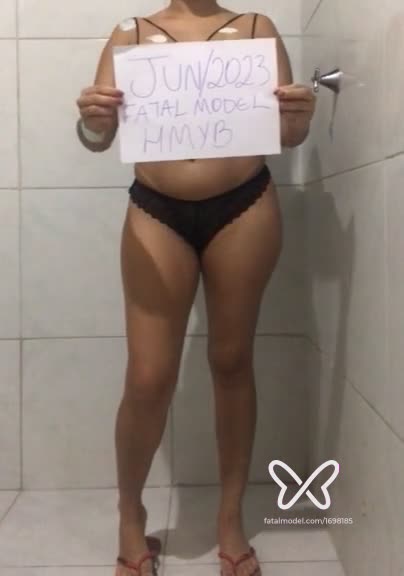 Imagem do vídeo de verificação de Karol Mendes