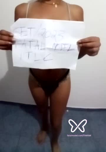 Imagem do vídeo de verificação de Monique