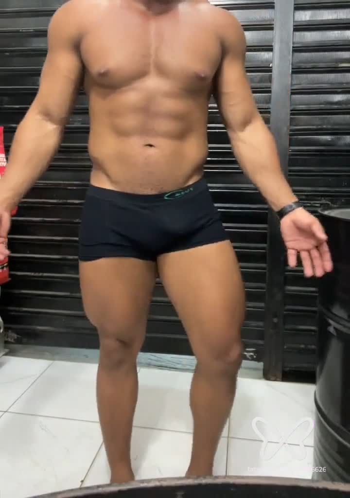 Imagem do vídeo de verificação de Bombeiro Maxwell