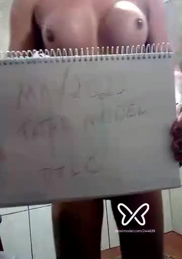 Imagem do vídeo de verificação de Marii Arndt