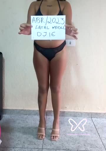 Imagem do vídeo de verificação de Carolzinha