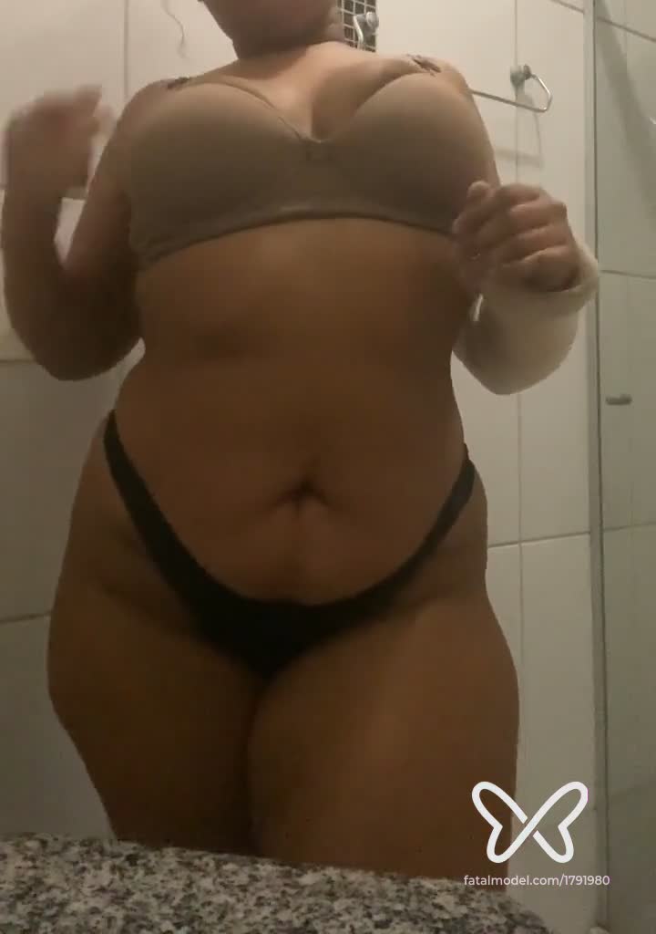 Imagem do vídeo de verificação de Isabela