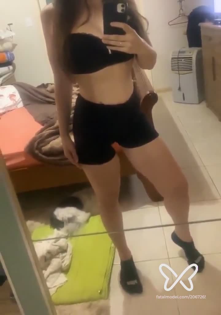 Imagem do vídeo de verificação de Eliza Ana