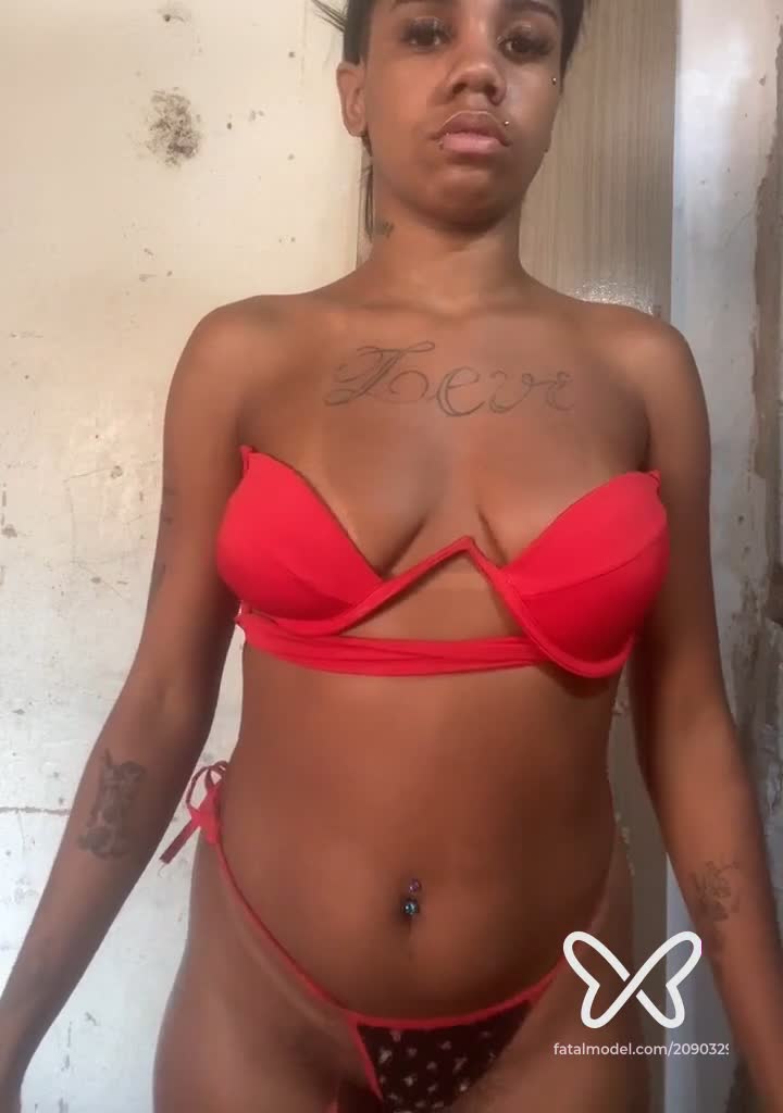 Imagem do vídeo de verificação de Kelly Made