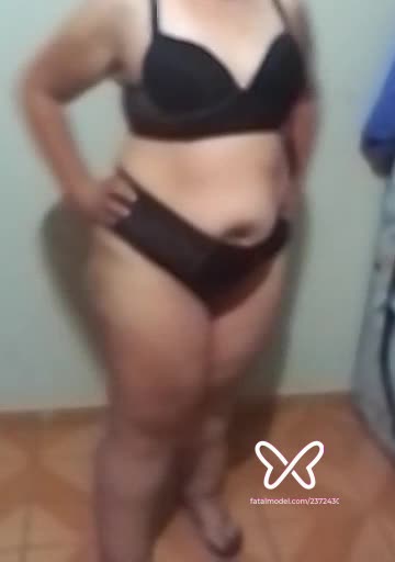 Imagem do vídeo de verificação de Izabela