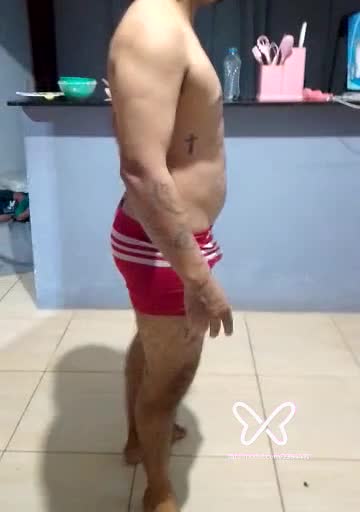 Imagem do vídeo de verificação de Kian Wallacs