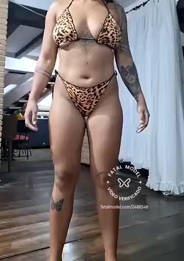 Imagem do vídeo de verificação de Stephanie Santos