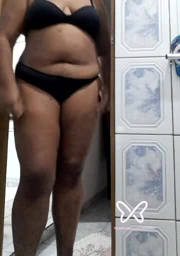 Imagem do vídeo de verificação de Nathalia