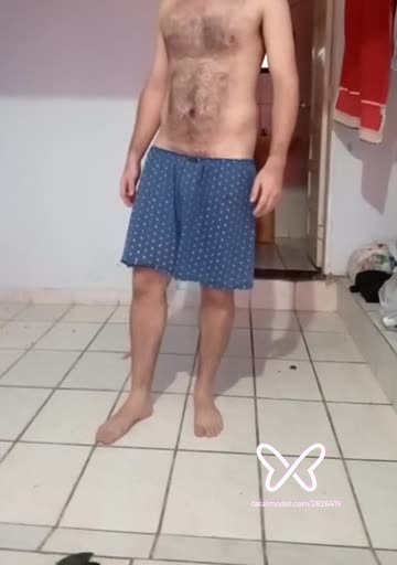 Imagem do vídeo de verificação de Adrian
