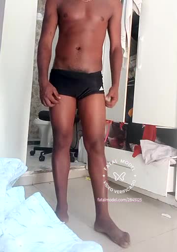 Imagem do vídeo de verificação de Lc Preto Raro