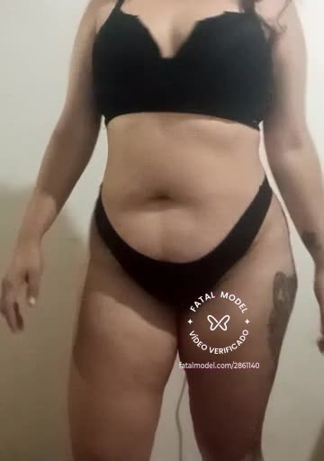 Imagem do vídeo de verificação de Naomi Santos