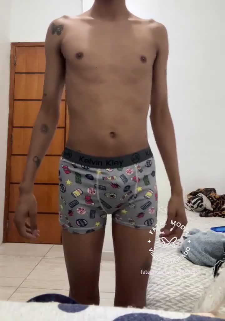 Imagem do vídeo de verificação de Victor Bastos