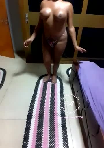 Imagem do vídeo de verificação de Valentina Ferraz