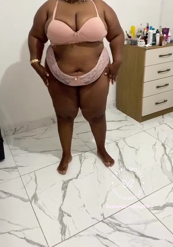 Imagem do vídeo de verificação de Julinha