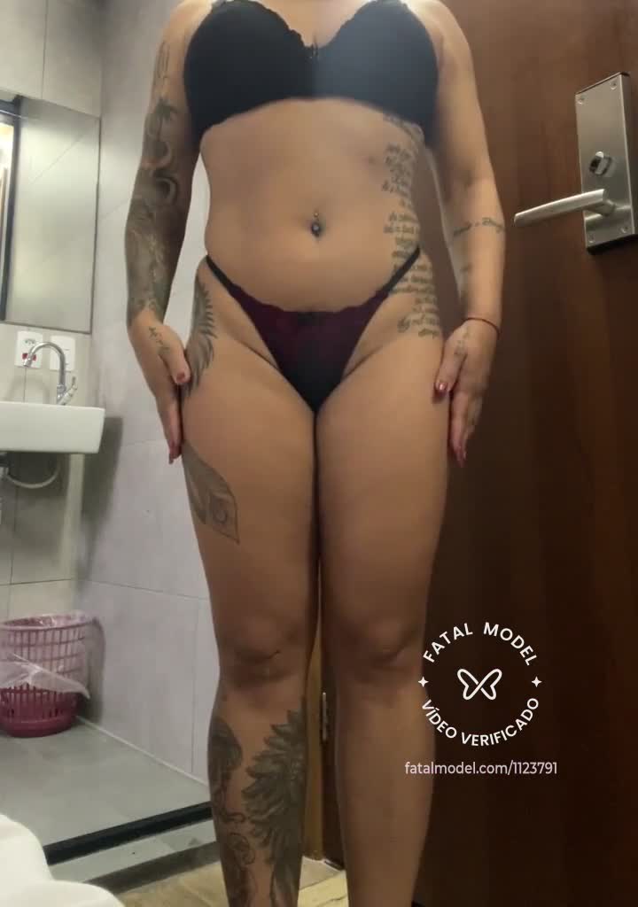 Imagem do vídeo de verificação de Alya Monte