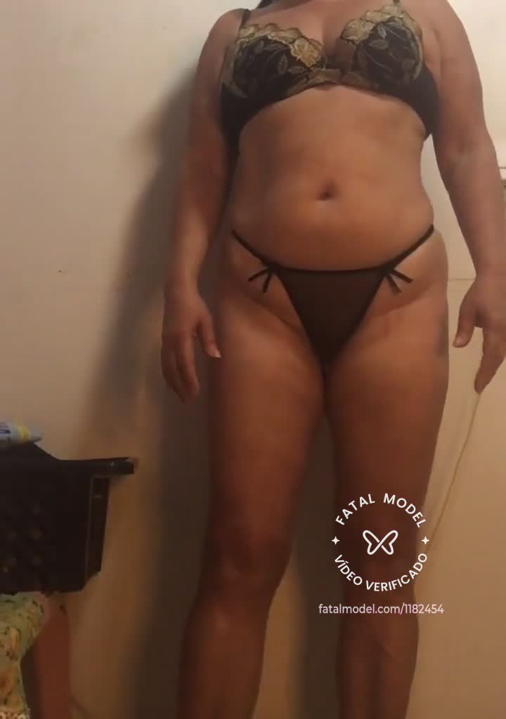 Imagem do vídeo de verificação de Mari rainha d anal