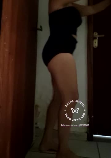 Imagem do vídeo de verificação de Kelly Ferraz