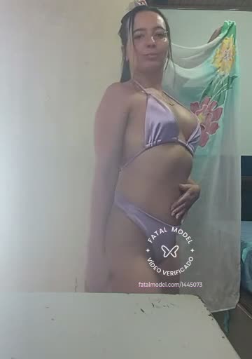 Imagem do vídeo de verificação de Kamilla flor