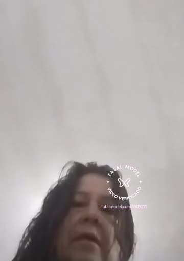 Imagem do vídeo de verificação de Amora