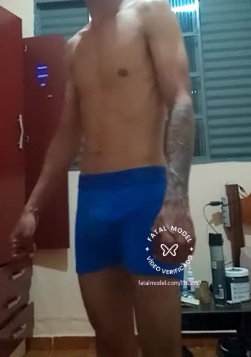 Imagem do vídeo de verificação de Ricardo W