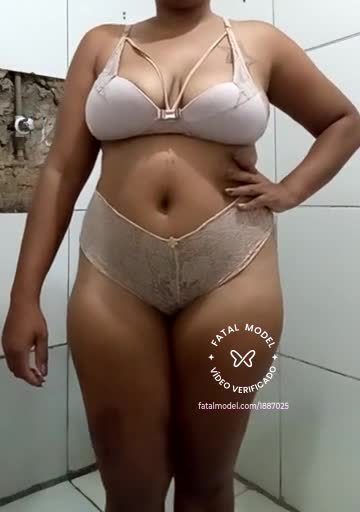 Imagem do vídeo de verificação de Adhabynha