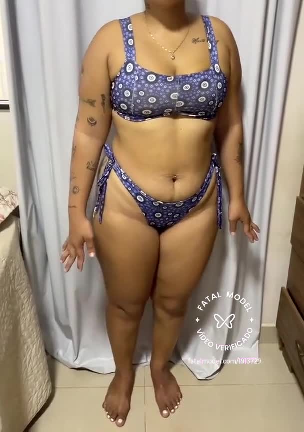 Imagem do vídeo de verificação de Larrissa