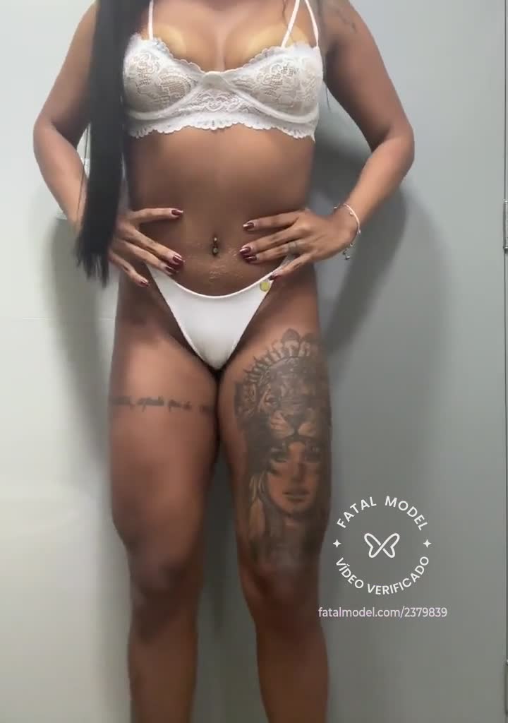 Imagem do vídeo de verificação de Karoline Lima