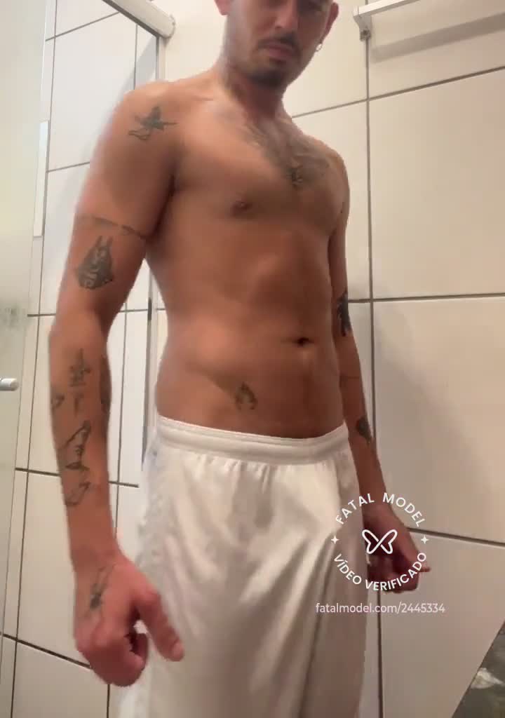 Imagem do vídeo de verificação de Léo Zs