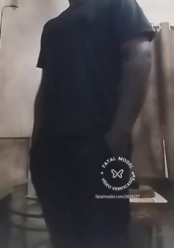 Imagem do vídeo de verificação de Angolano