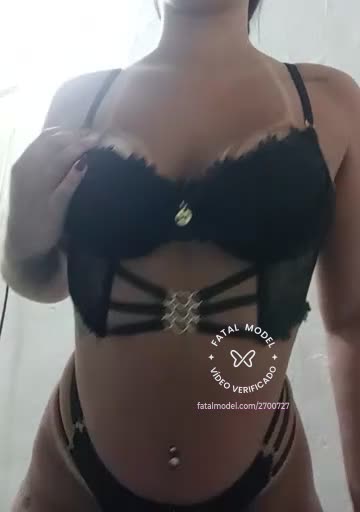 Imagem do vídeo de verificação de Lana Mirelly