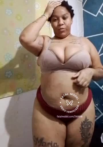Imagem do vídeo de verificação de Larissa