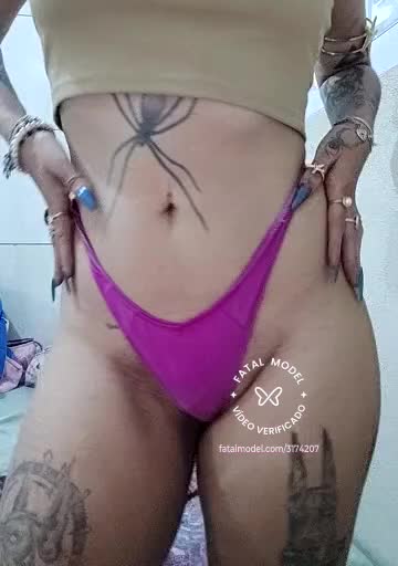 Imagem do vídeo de verificação de Dafiny Bruxa Dalua