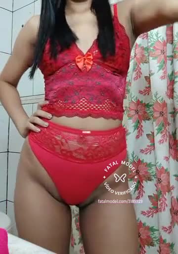 Imagem do vídeo de verificação de Aline