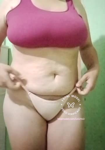 Imagem do vídeo de verificação de Carol Dluxe