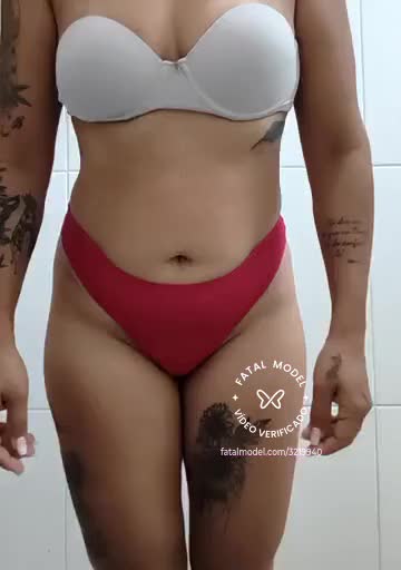 Imagem do vídeo de verificação de Estefany Estrela