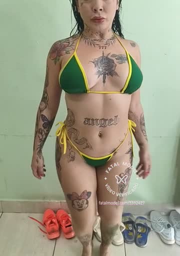 Imagem do vídeo de verificação de Mariana Rosa