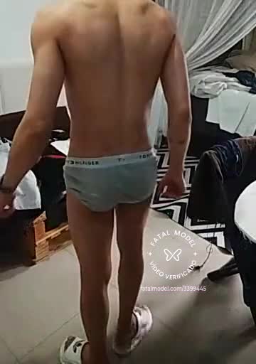 Imagem do vídeo de verificação de Oliver